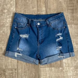 Shein Distressed Denim Shorts. Light Wash. Size Large.